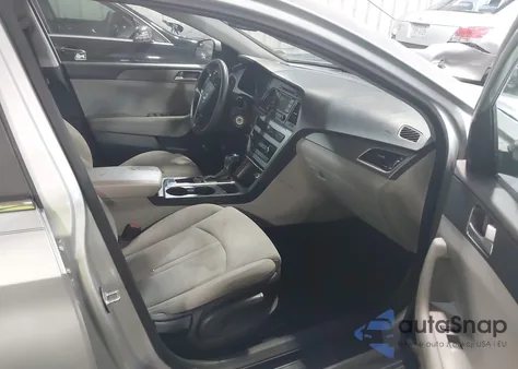 2015 Hyundai Sonata Se z USA, uszkodzony, nr VIN 5NPE24AF6FH239882